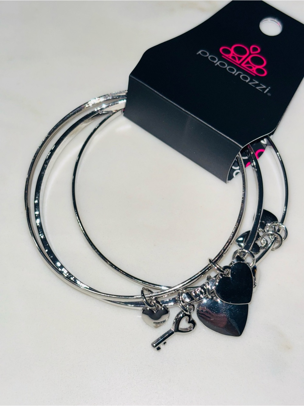 Paparazzi Shiny Silver Heart & Key Charm Bangle Set - Silver